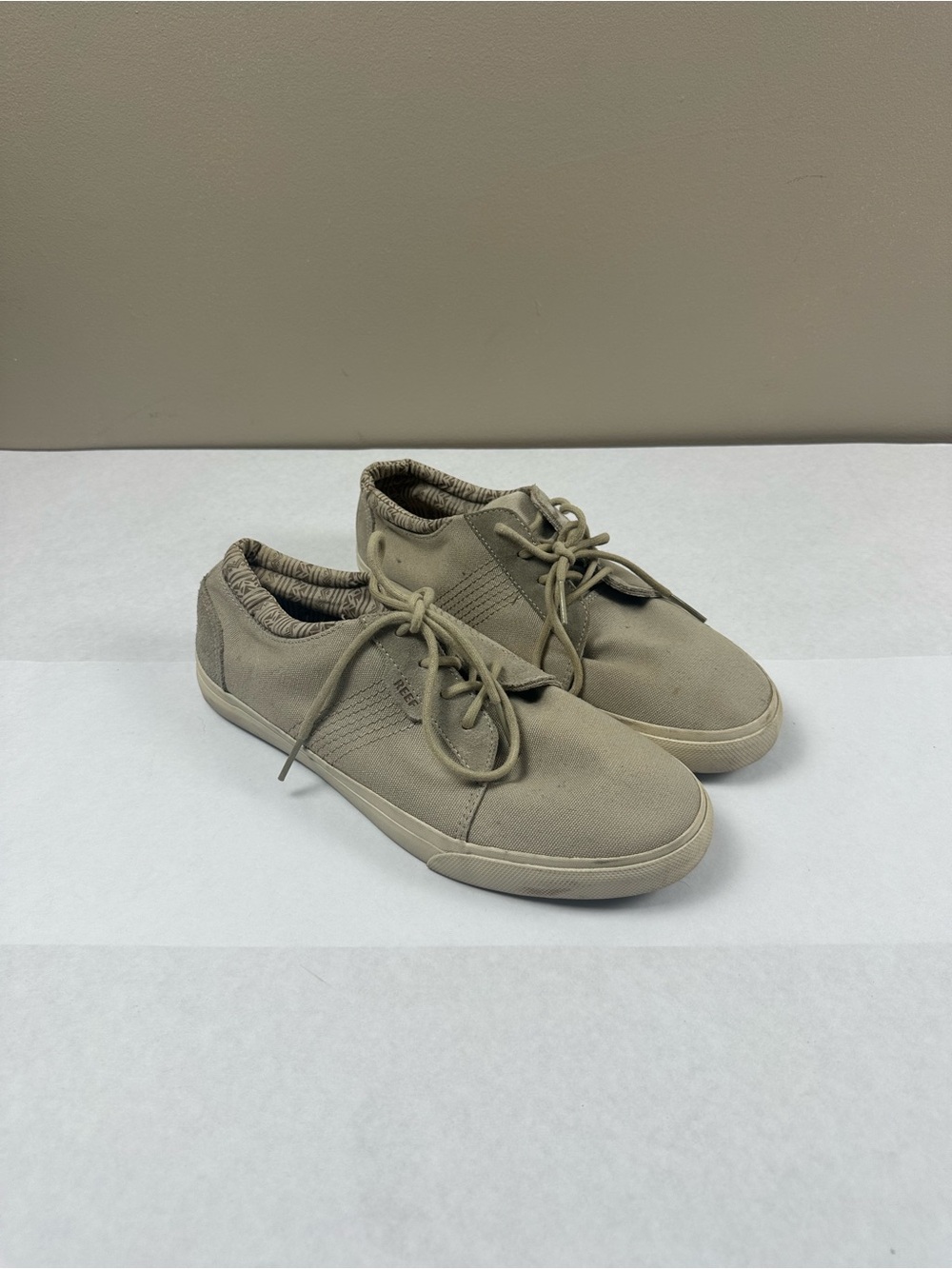Reef Men's Low-Top Sneakers in Taupe